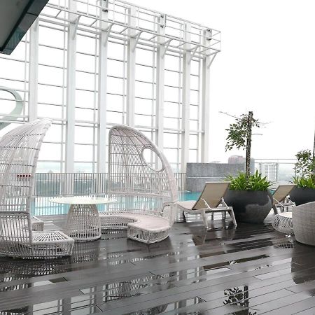 A Stylish High-Floor 2Br Suasana Suites Views Johor Bahru Exterior photo
