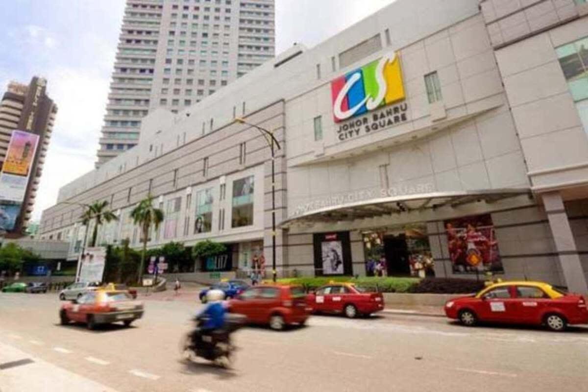 A Stylish High-Floor 2Br Suasana Suites Views Johor Bahru Exterior photo