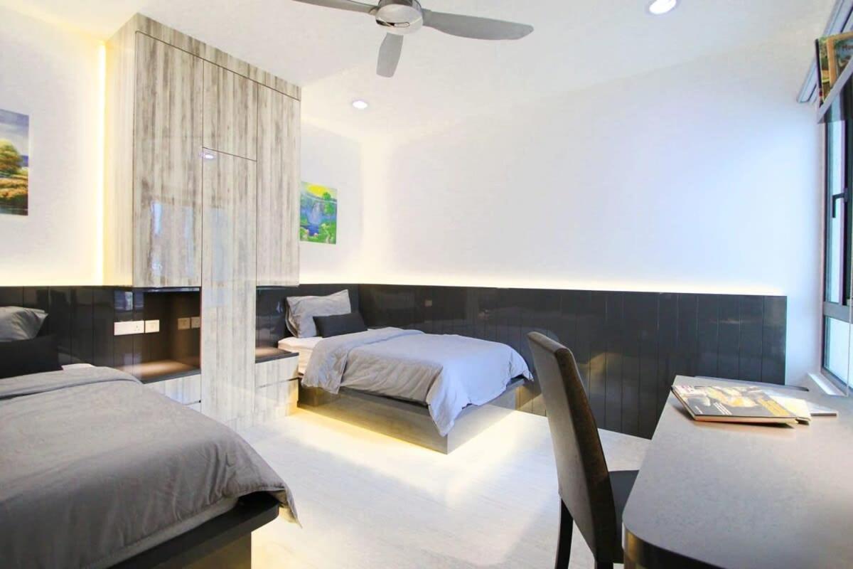 A Stylish High-Floor 2Br Suasana Suites Views Johor Bahru Exterior photo